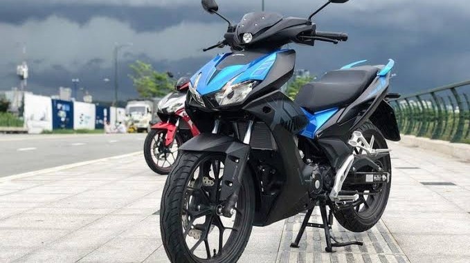 Rasakan Sensasi Kecepatan DOHC Engine  Buruan Miliki Honda Supra GTR